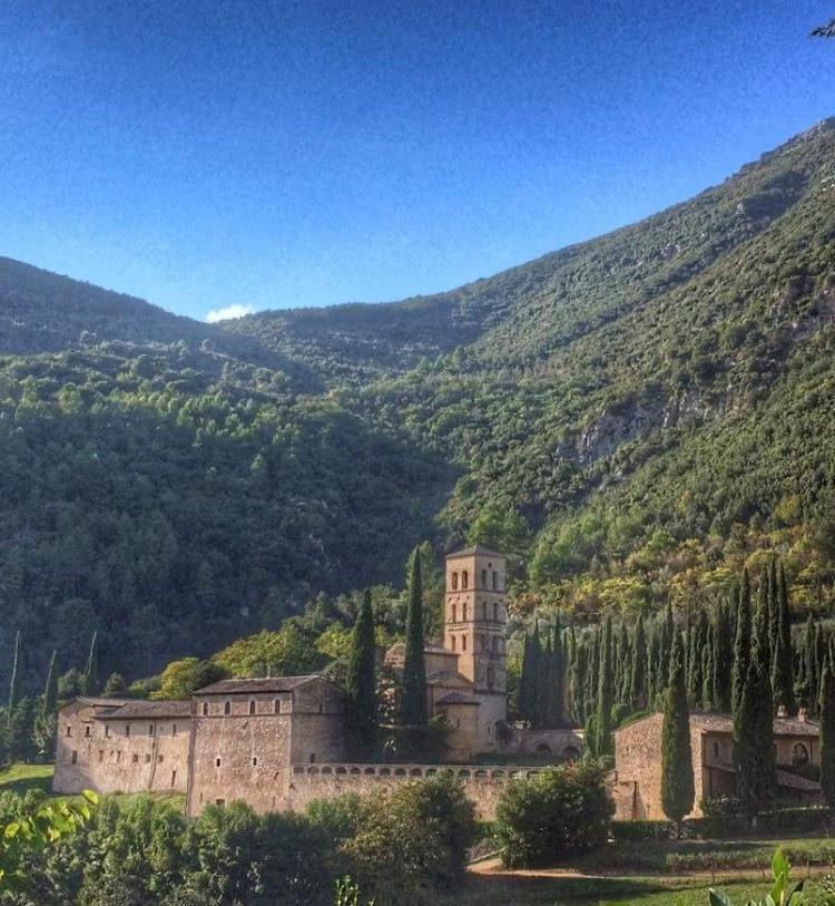Abbazia San Pietro In Valle Ferentillo Екстер'єр фото